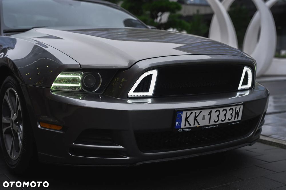 Ford Mustang 3.7 V6 Premium - 11