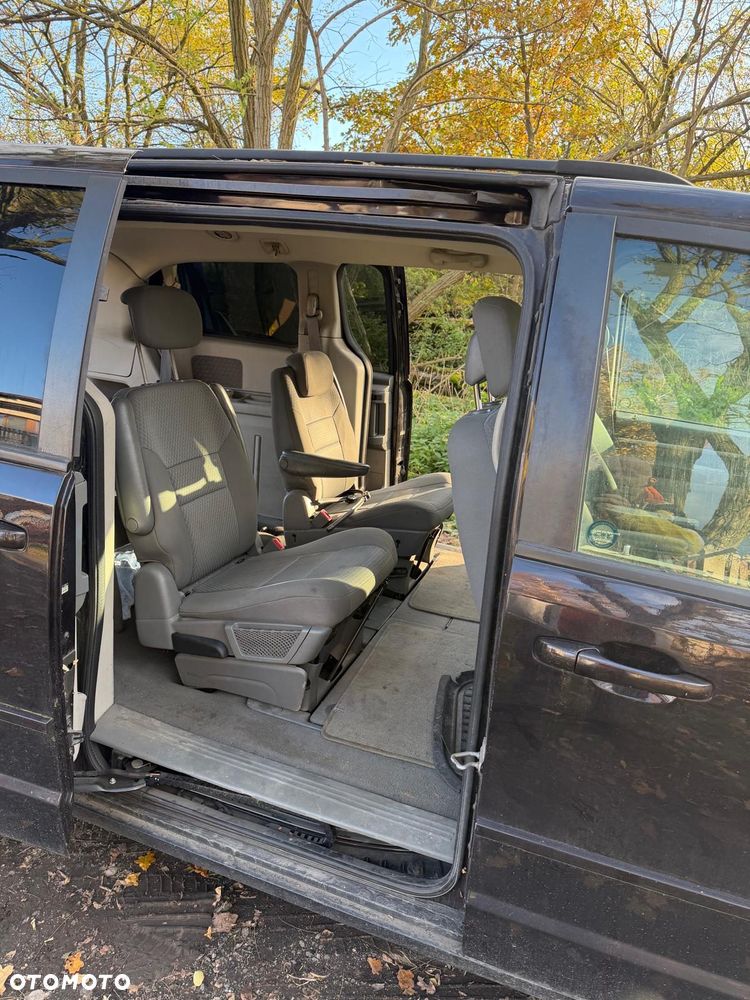 Dodge Grand Caravan 3.3 SE - 8