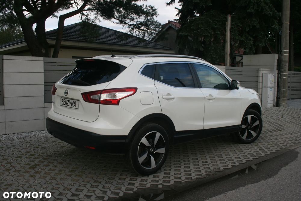 Nissan Qashqai 1.2 DIG-T Tekna EU6 - 5
