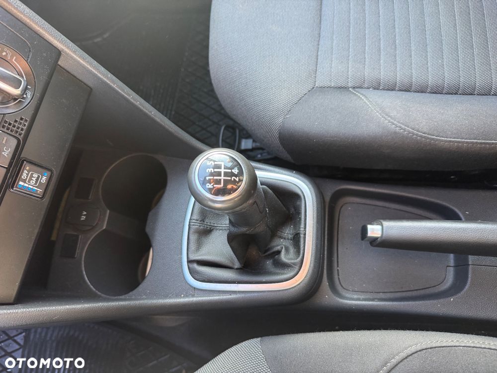 Volkswagen Polo - 10