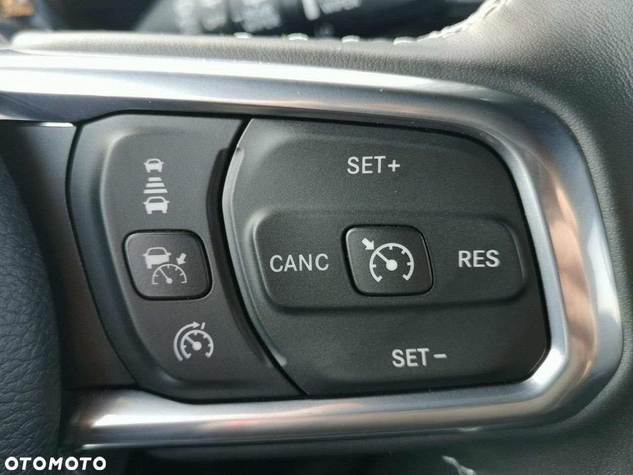 Jeep Wrangler - 24
