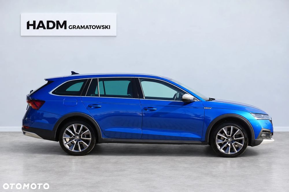 Skoda Octavia 2.0 TDI 4x4 Scout DSG - 8