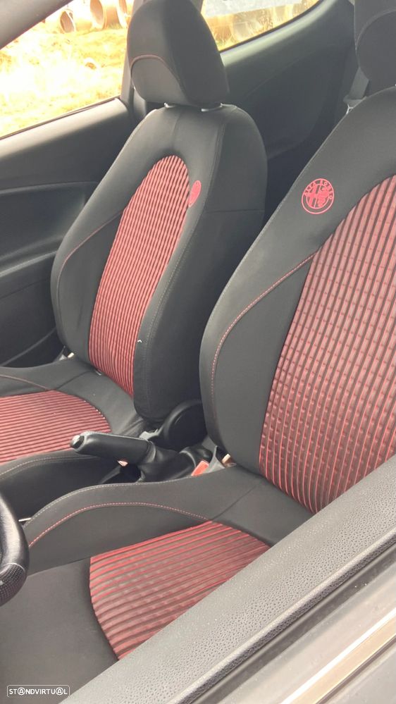 Alfa Romeo MiTo - 11