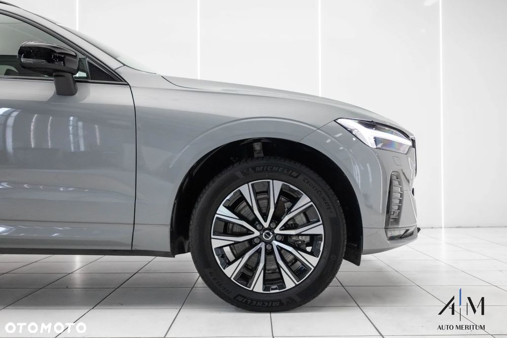 Volvo XC 60 B4 D AWD Plus Dark - 9