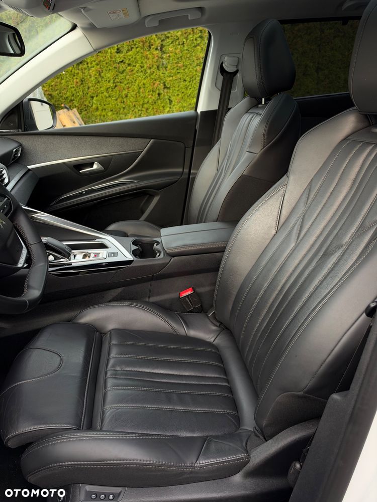 Peugeot 5008 - 13