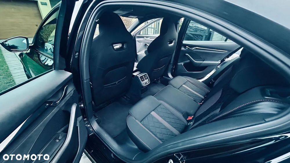 Skoda Octavia 2.0 TSI RS 245 DSG - 16