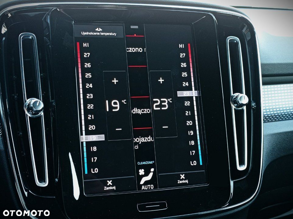 Volvo XC 40 - 38