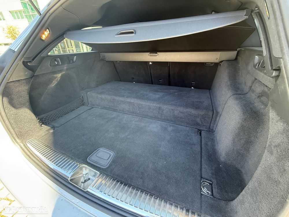 Mercedes-Benz E 300 de Avantgarde - 26