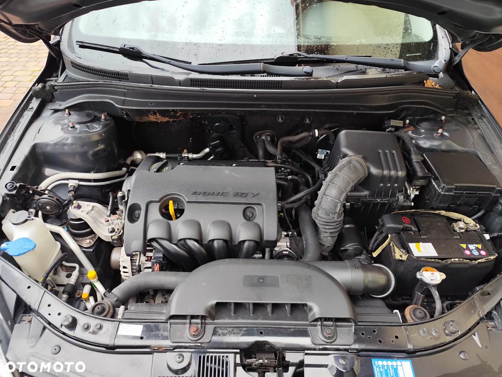 Kia Ceed 1.6 CVVT ISG Vision - 12