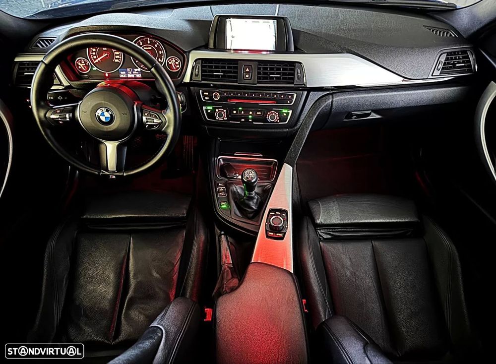 BMW 318 d Pack M - 23