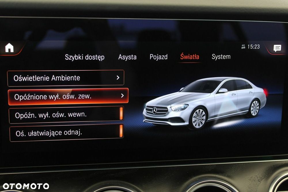 Mercedes-Benz Klasa E 220 d 4Matic 9G-TRONIC AMG Line - 27