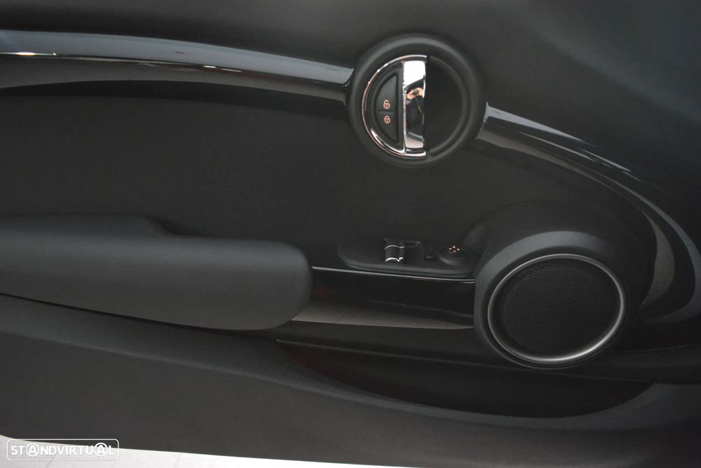 MINI 3 Portas Cooper S Auto - 16