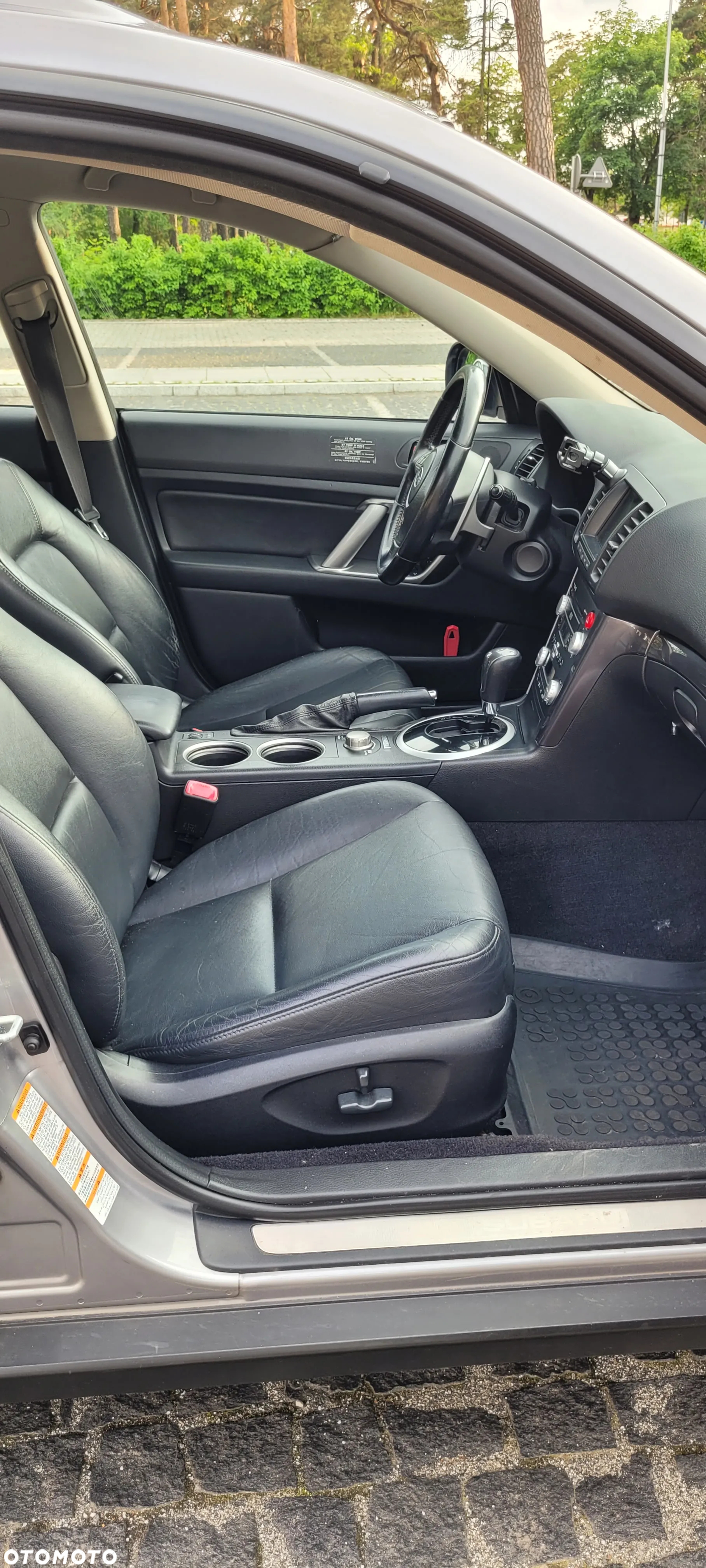 Subaru Outback Legacy 3.0RE NAV/NSE - 10