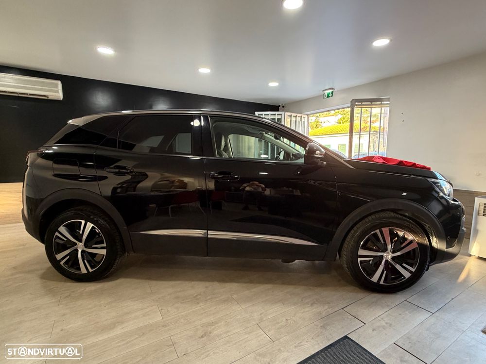 Peugeot 3008 PureTech 130 Stop & Start GPF Allure - 4