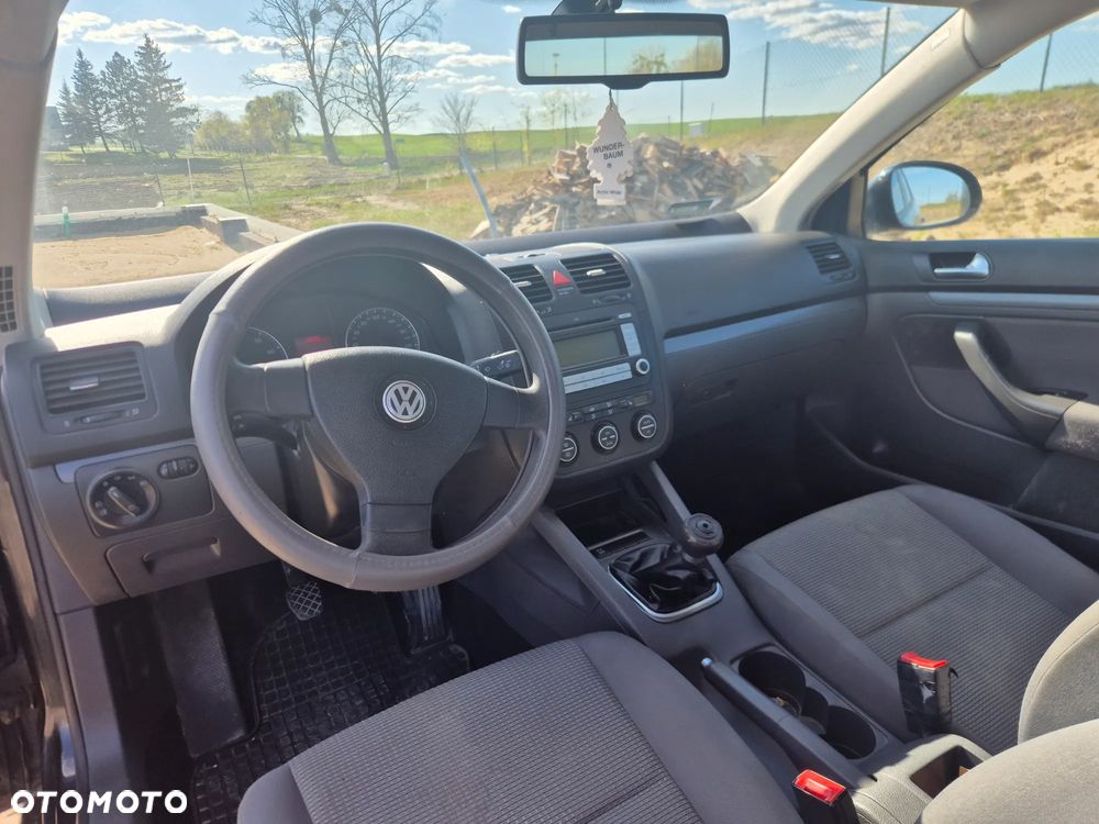 Volkswagen Jetta 1.6 Comfortline - 5