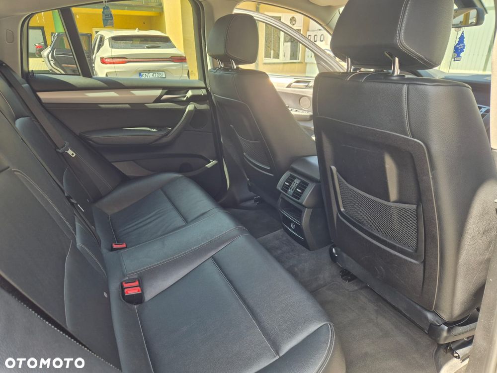 BMW X4 xDrive20d - 14