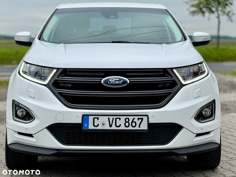 Ford Edge - 32