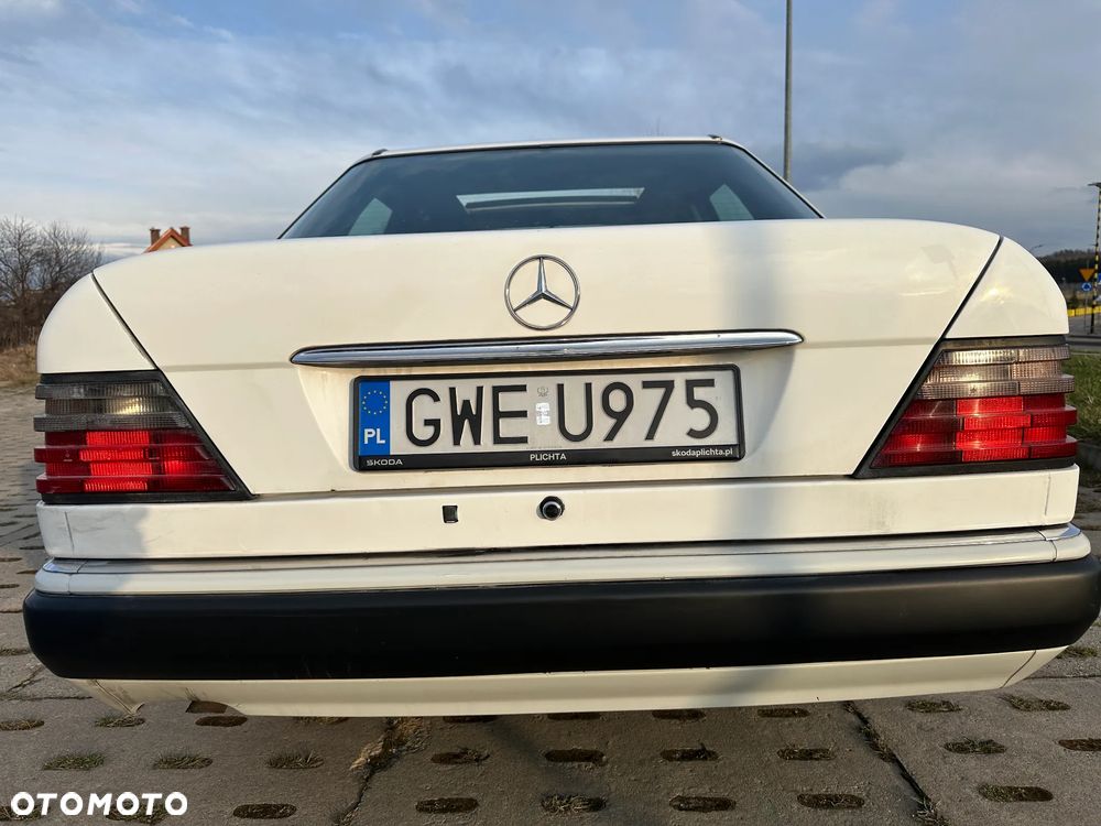 Mercedes-Benz Klasa E - 14