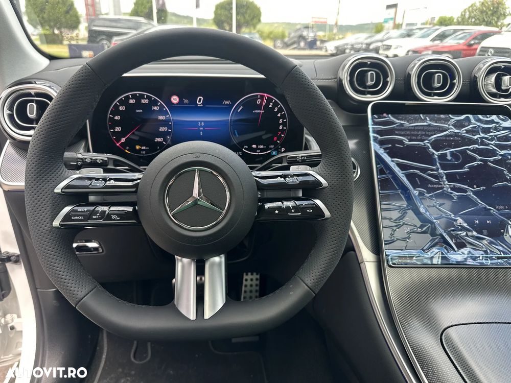 Mercedes-Benz GLC 300 e 4Matic 9G-TRONIC AMG Line Advanced - 14