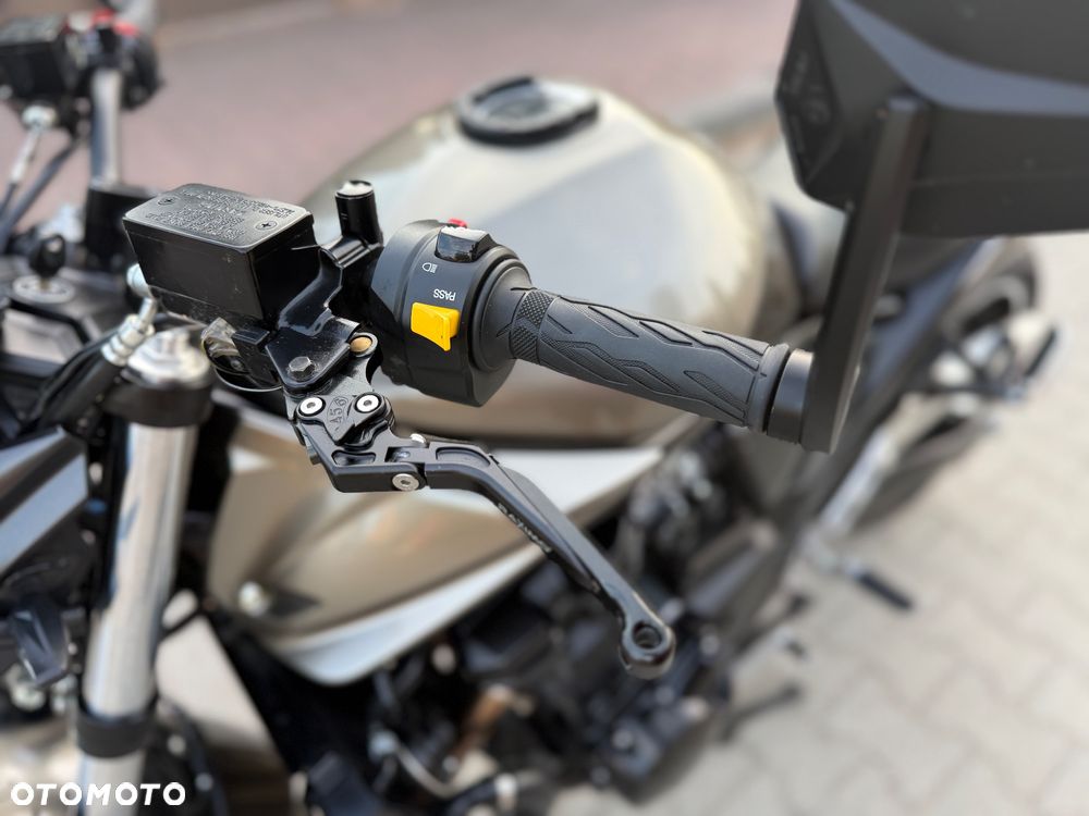 Suzuki Bandit - 28