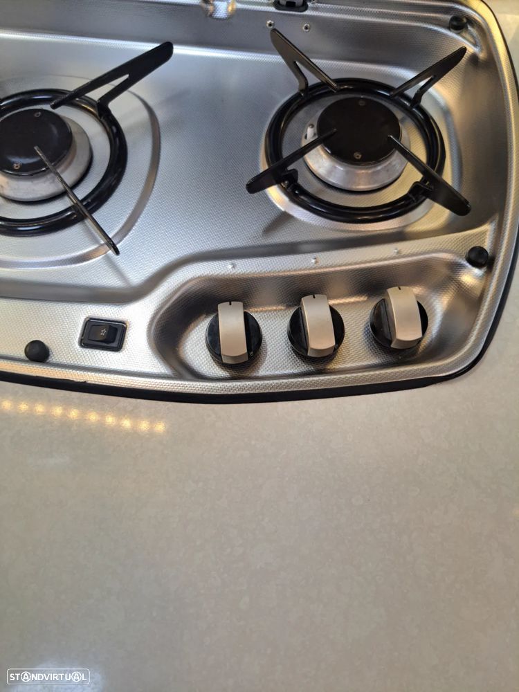 Rapido 696F Premium Edition - 31