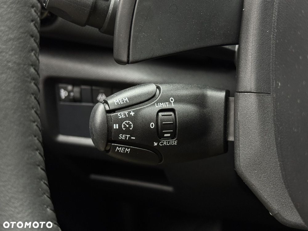 Citroën C5 Aircross 1.6 PHEV 225 Feel Pack EAT8 - 23