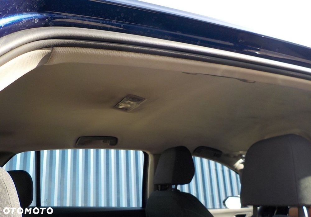 Volkswagen Golf - 31