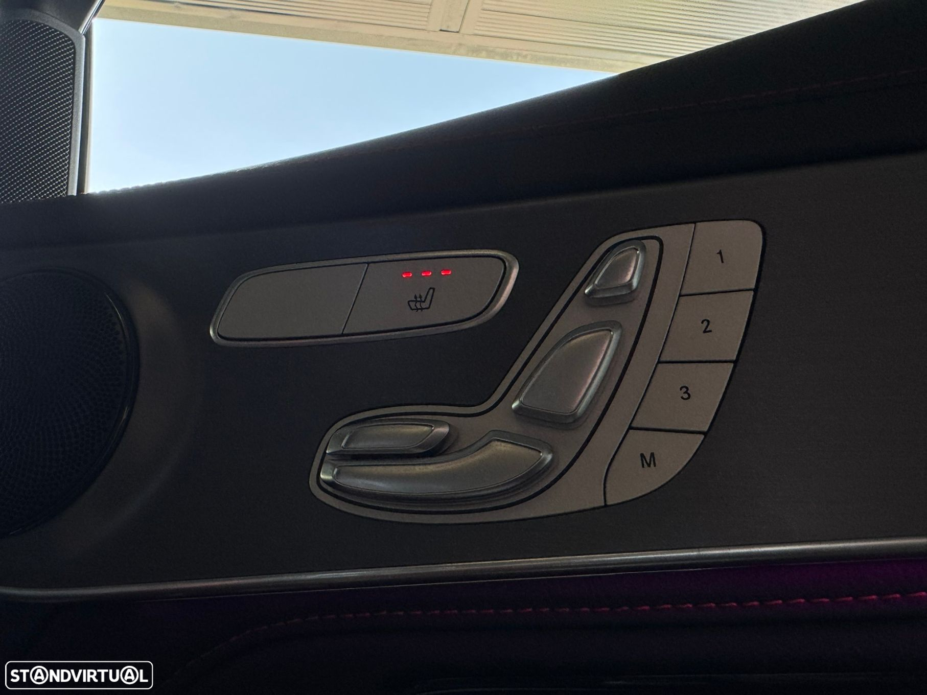 Mercedes-Benz GLC 300 e 4Matic - 25