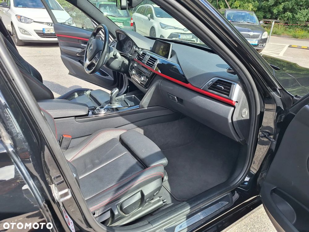 BMW Seria 3 320d Efficient Dynamics Sport Line shadow - 11