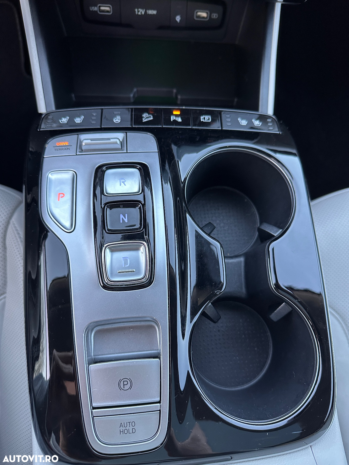 Hyundai Tucson - 32