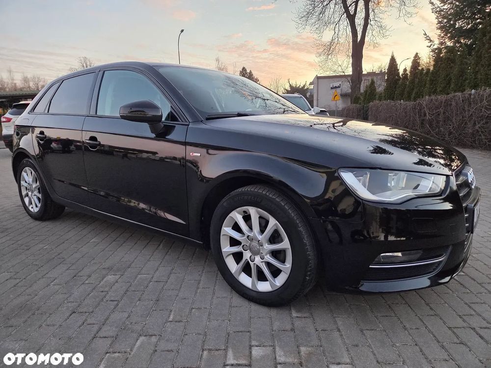 Audi A3 Sportback 2015 photo 3