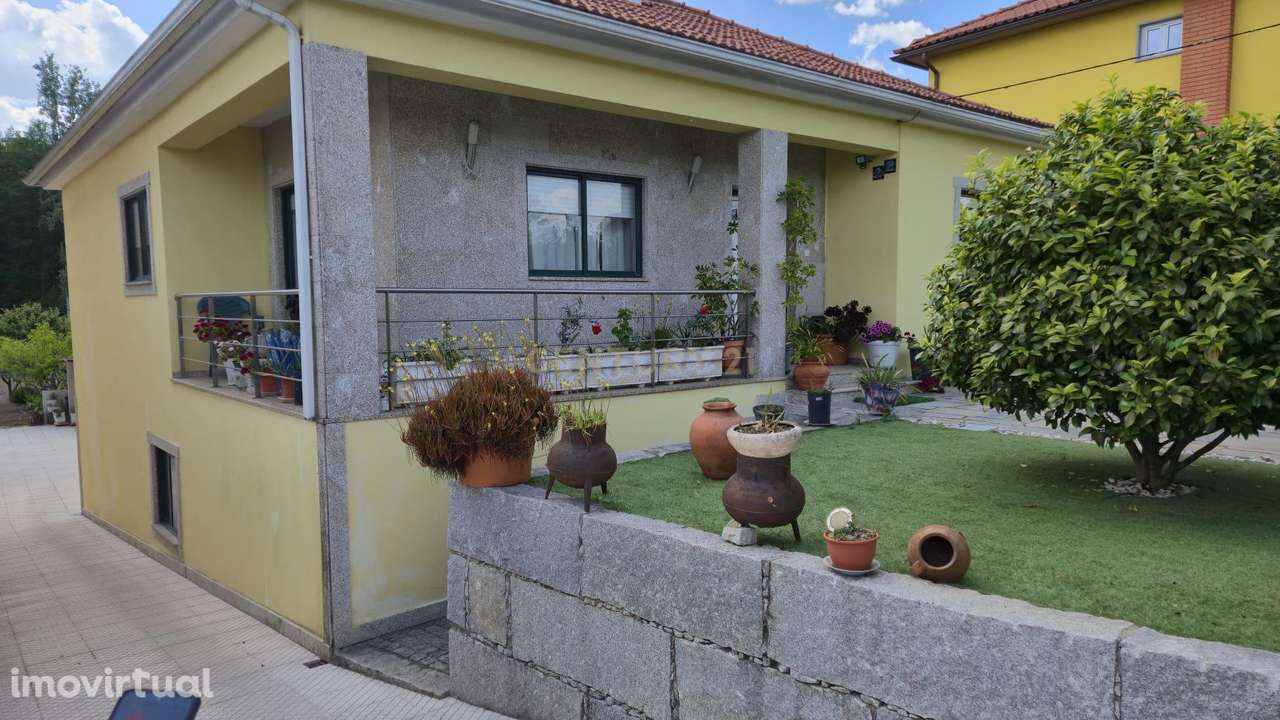 Moradia T4 em Moure Madalena - Grande imagem: 5/27