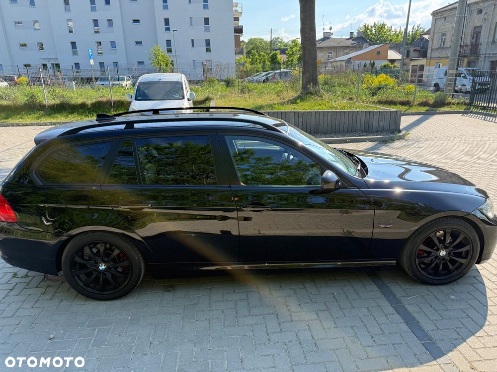 BMW Seria 3 320d Efficient Dynamics Sport Line - 4
