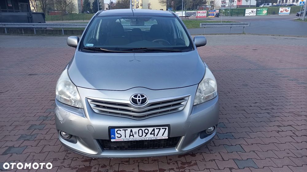 Toyota Verso 1.8 Premium EU5 7os - 11