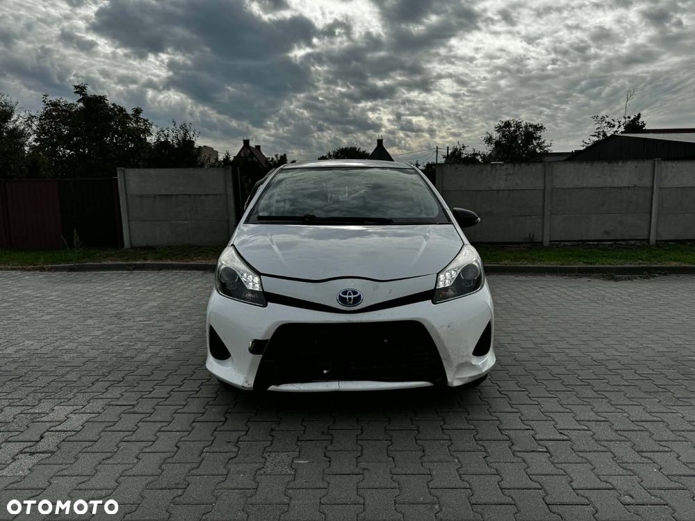 Toyota Yaris 2012 photo 4