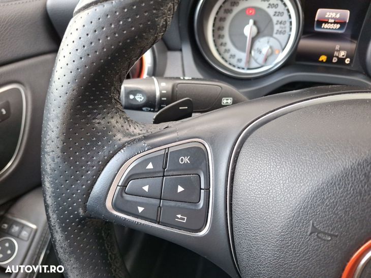 Mercedes-Benz CLA 200 7G-DCT Urban - 26