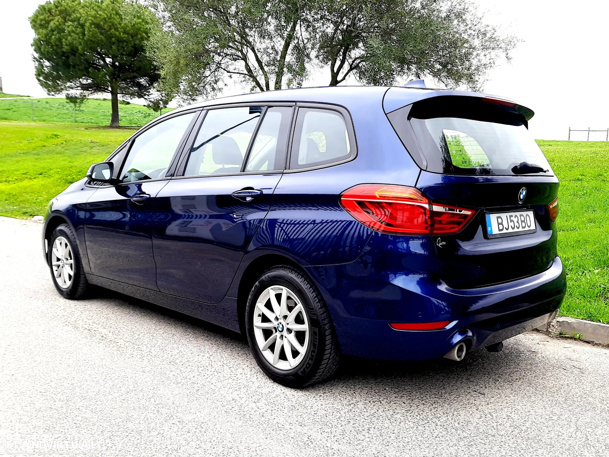 BMW 216 Gran Tourer d Line Luxury - 3