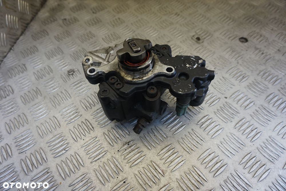POMPA WTRYSKOWA KUGA I MK1 2.0 TDCI  FORD 2008-2013 - 3