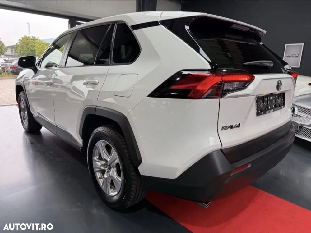 Toyota RAV4 2.5 Hybrid VVT-iE 4x2 Dynamic - 4