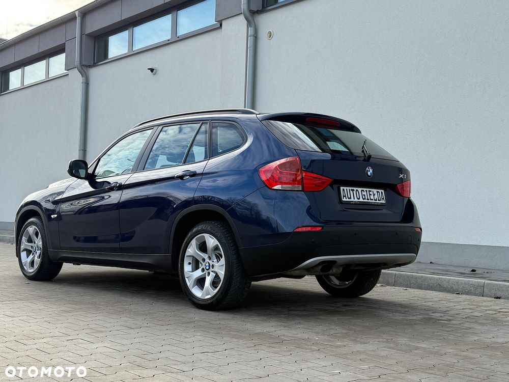 BMW X1 sDrive18i - 6