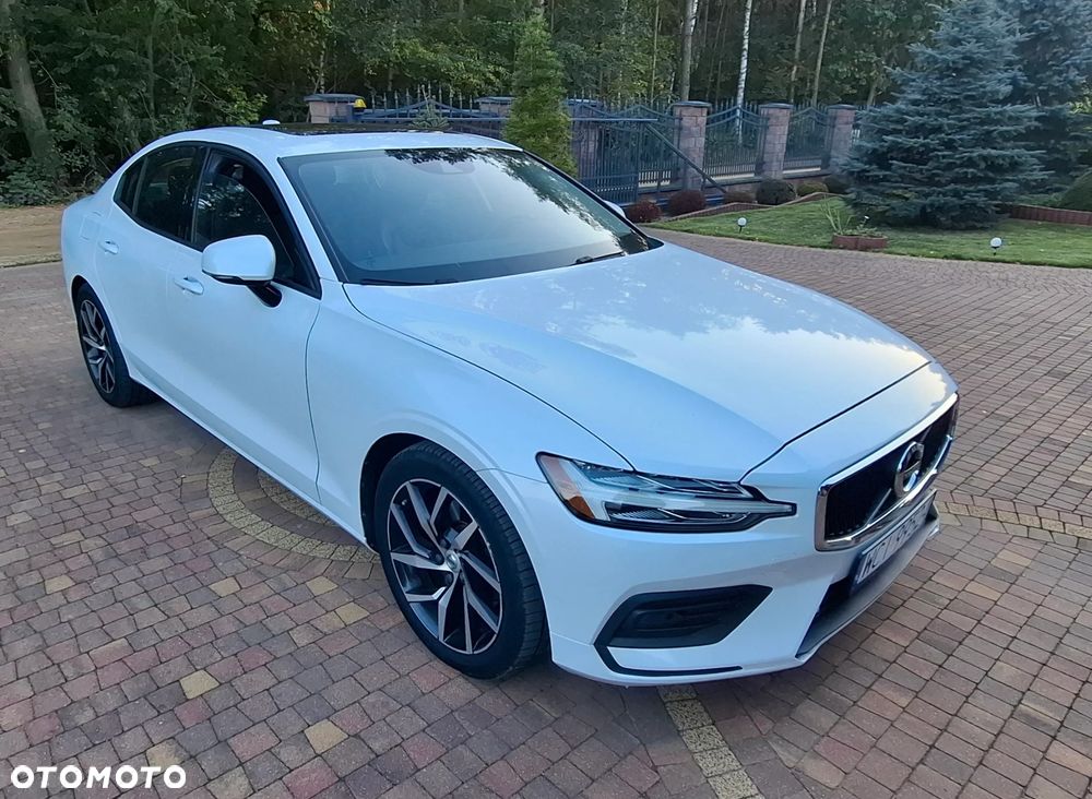 Volvo S60 T5 Momentum Pro - 3
