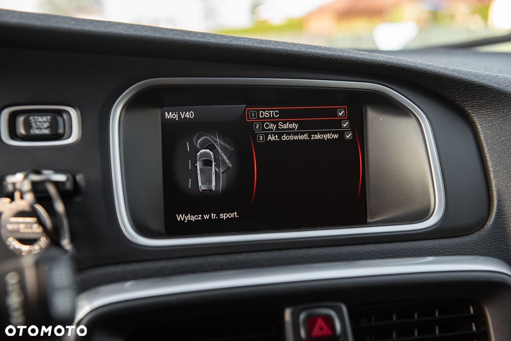 Volvo V40 D3 Geartronic Summum - 23