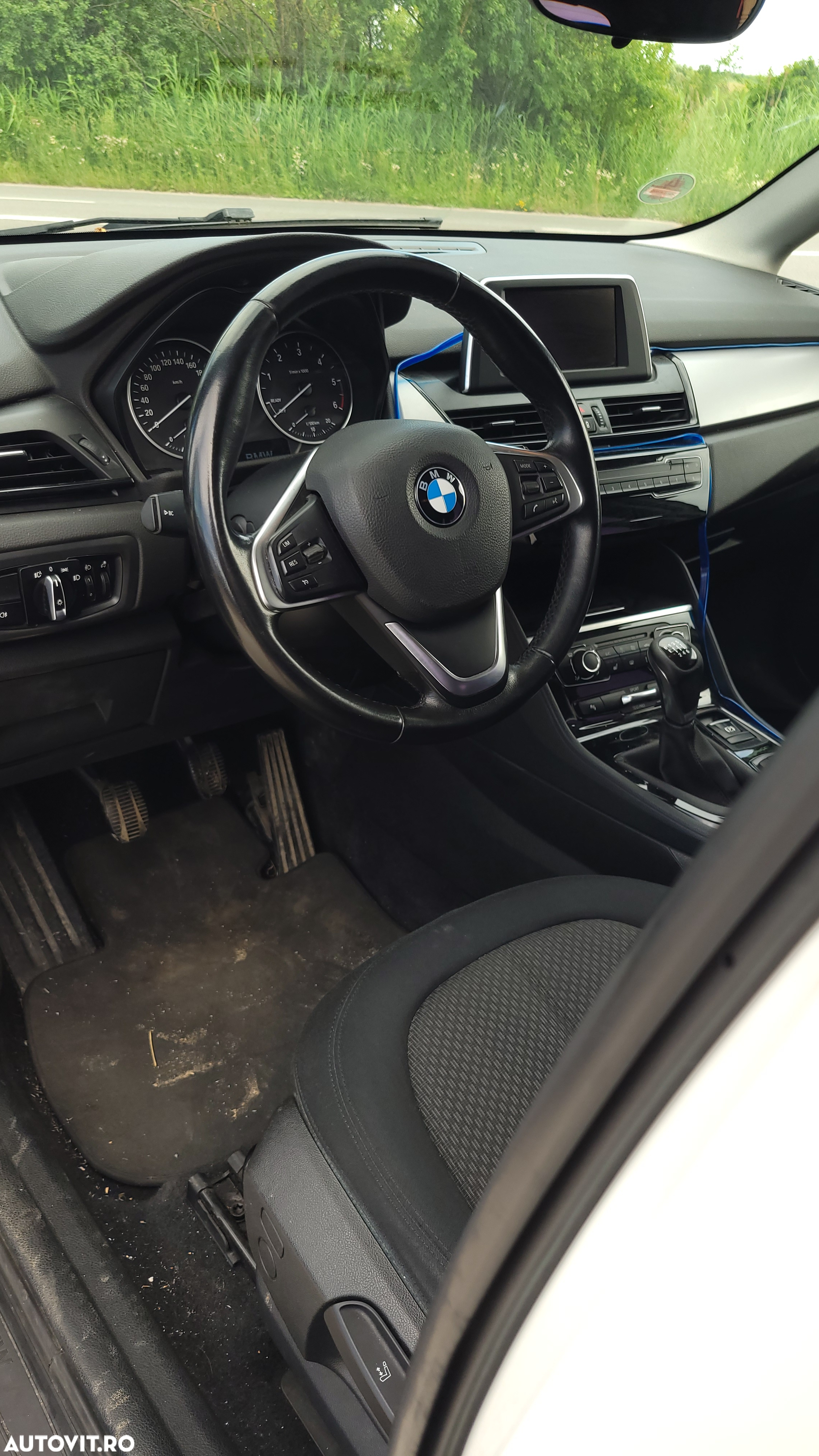 Dezmembrez BMW seria 2 Active Tourer - 5