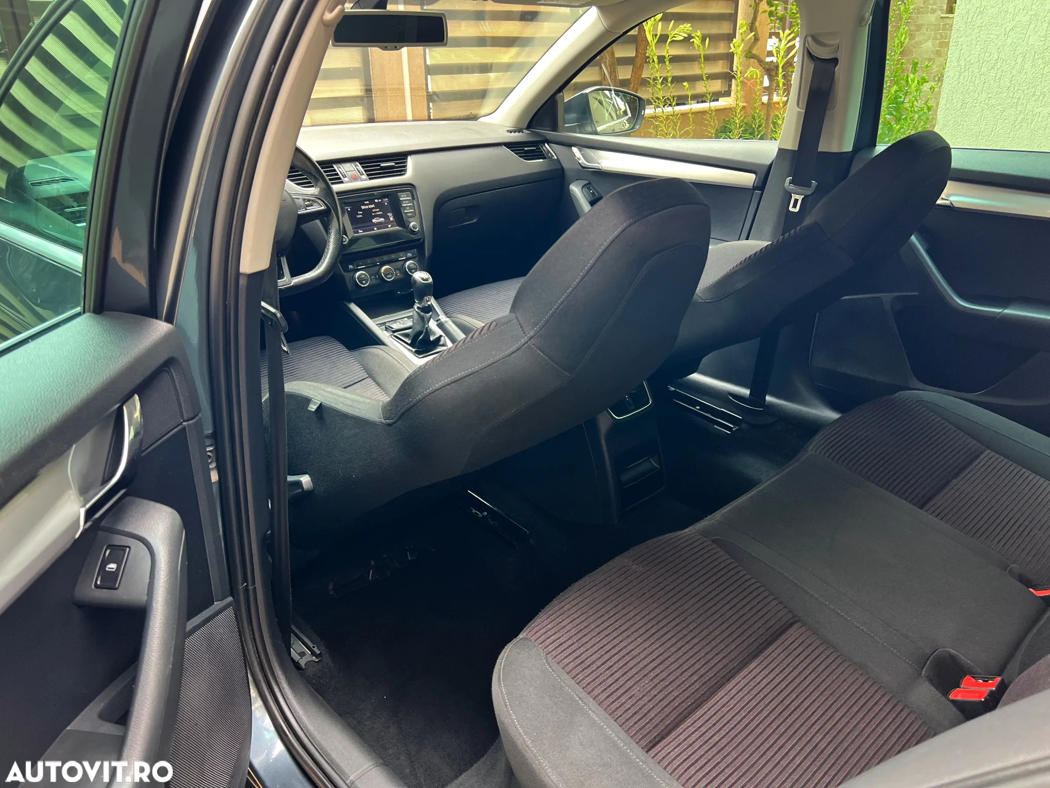 Skoda Octavia 1.6 TDI Ambition - 12
