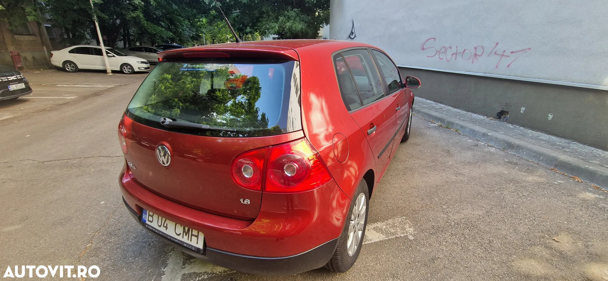Volkswagen Golf 1.6 Comfortline - 5