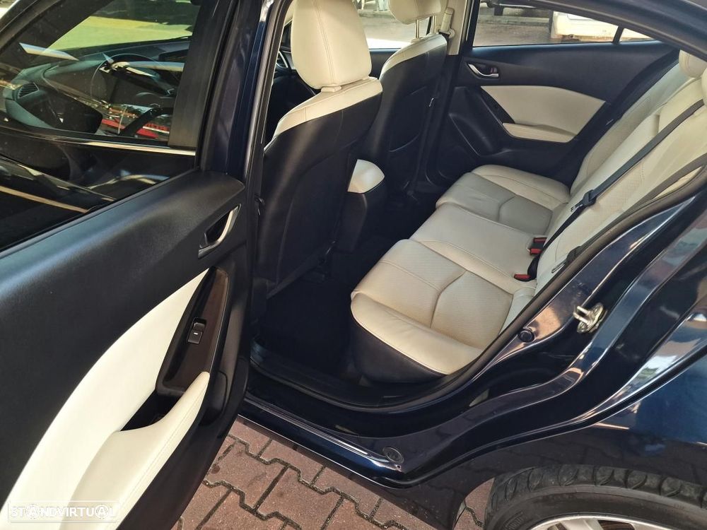 Mazda 3 Hatchback SKYACTIV-D 150 Exclusive-Line - 15