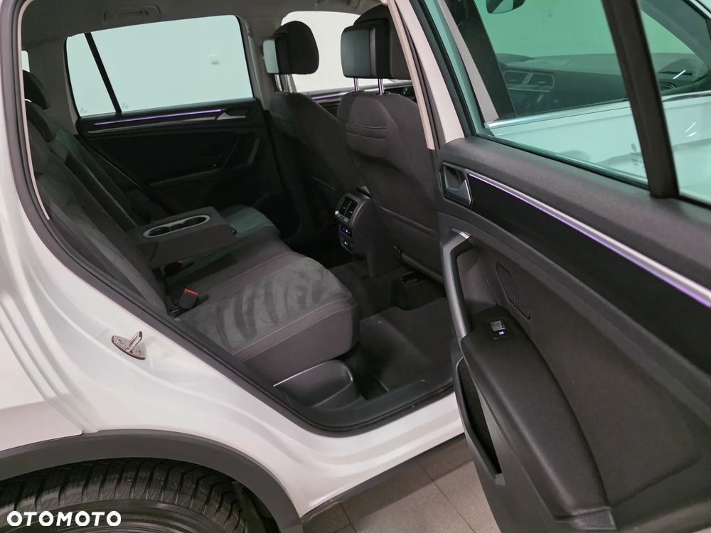 Volkswagen Tiguan 1.5 TSI EVO Elegance DSG - 30