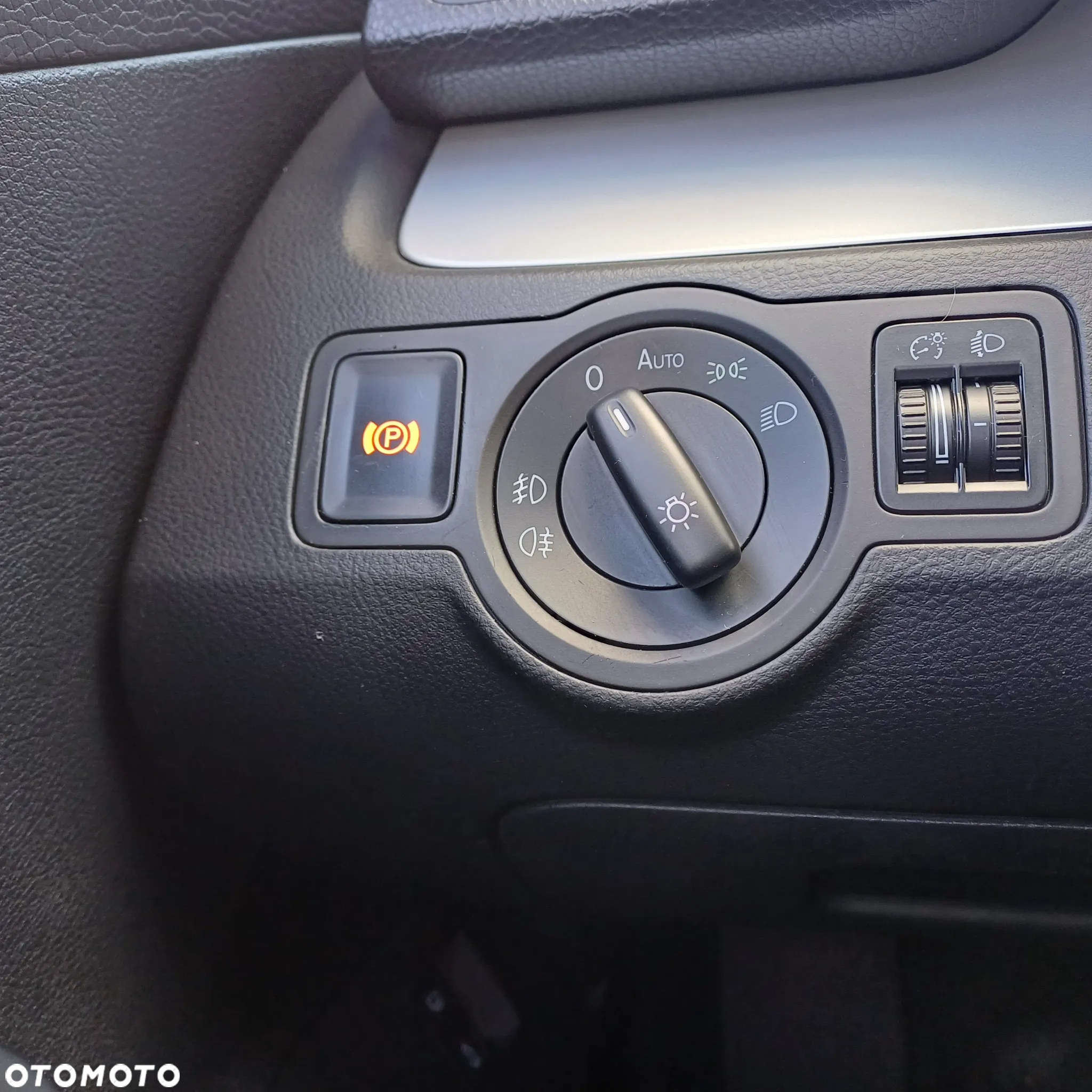 Volkswagen Passat Variant 1.4 TSI EcoFuel Comfortline - 25