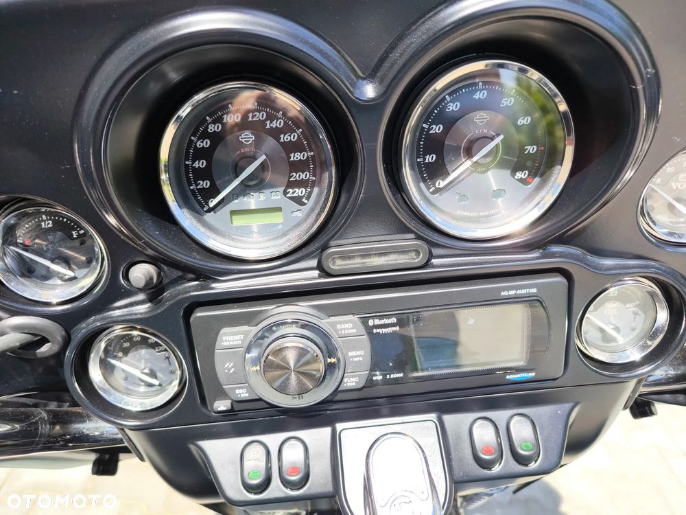 Harley-Davidson FLHT Electra Glide Standard - 7