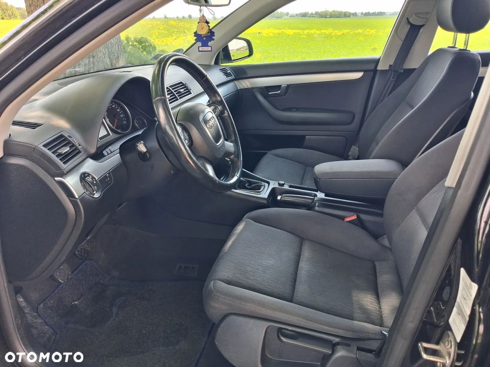 Audi A4 Avant 2.0 TDI - 16